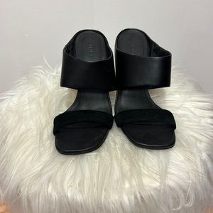 Vince. Quinn Black Sandals